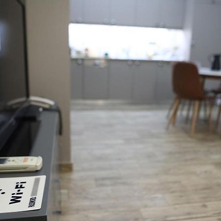 Όμορφο Διαμέρισμα Σε Διατηρητέο Κτίσμα Στην Αθήνα Exterior photo